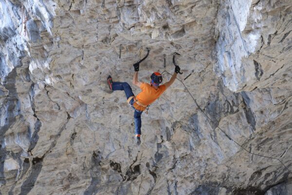 dry tooling canmore mixed climbing